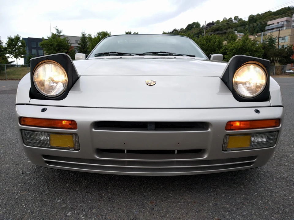 1986 Porsche 944 Turbo - Image 12 of 31