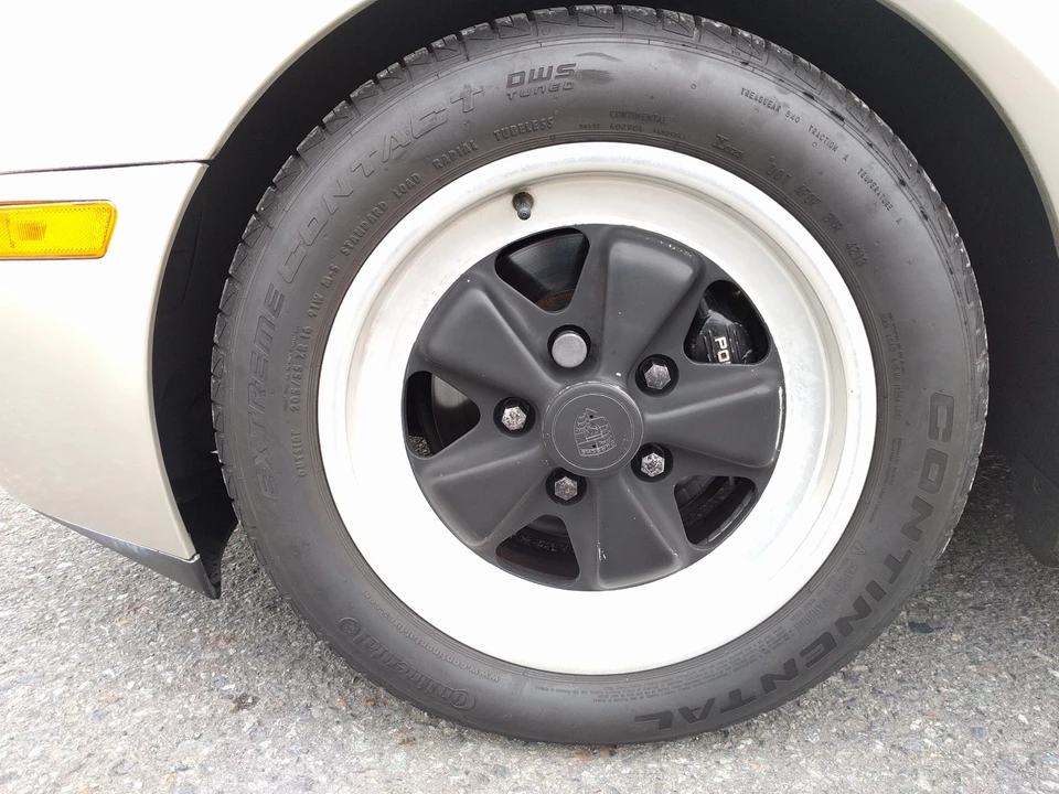 1986 Porsche 944 Turbo - Image 20 of 31