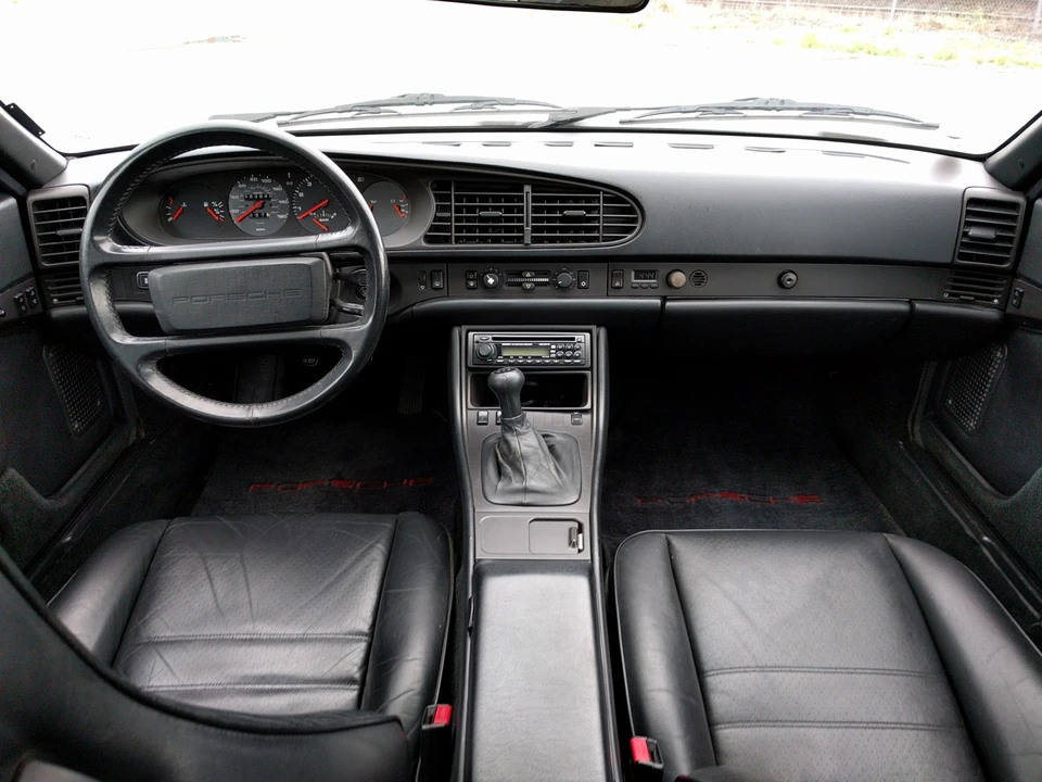 1986 Porsche 944 Turbo - Image 23 of 31