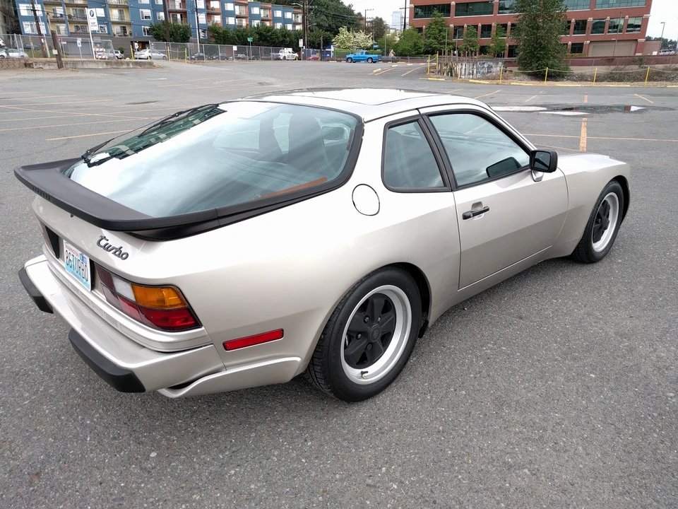 1986 Porsche 944 Turbo - Image 4 of 31
