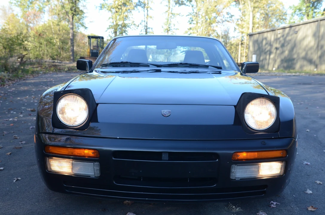 1986 Porsche 944 Turbo - Image 17 of 31
