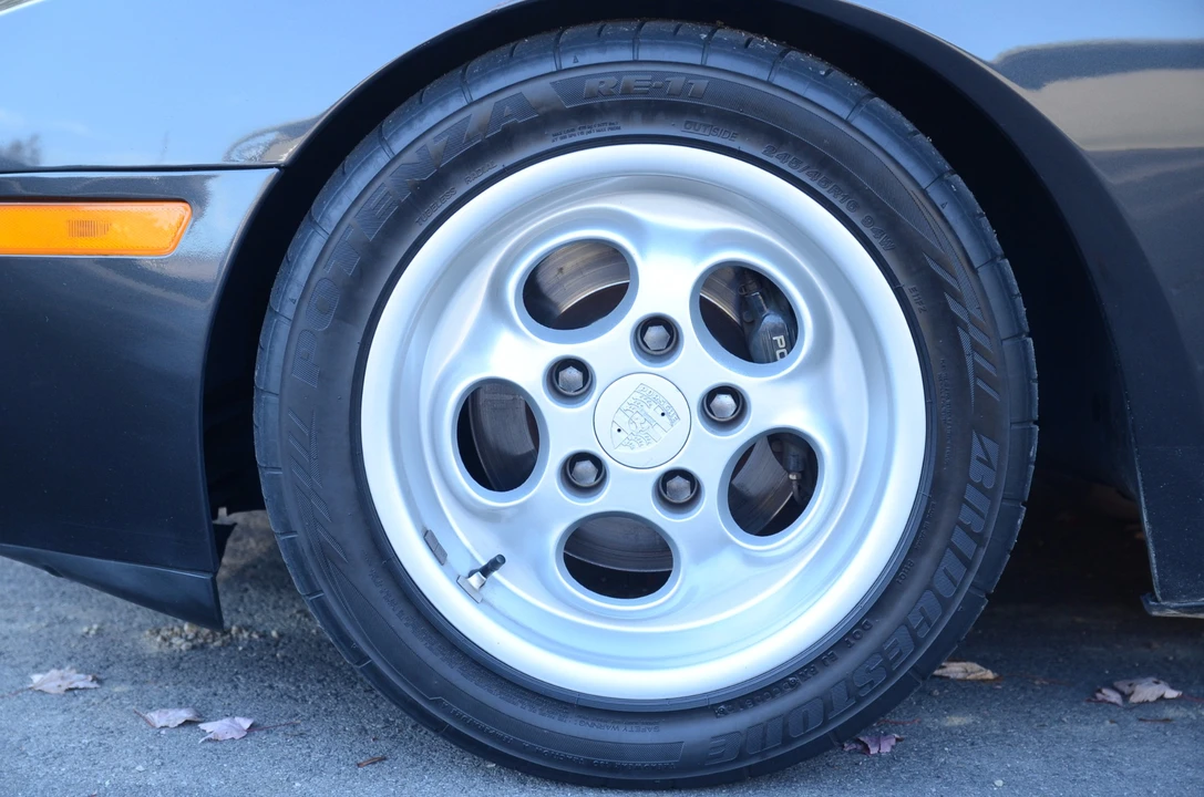 1986 Porsche 944 Turbo - Image 19 of 31