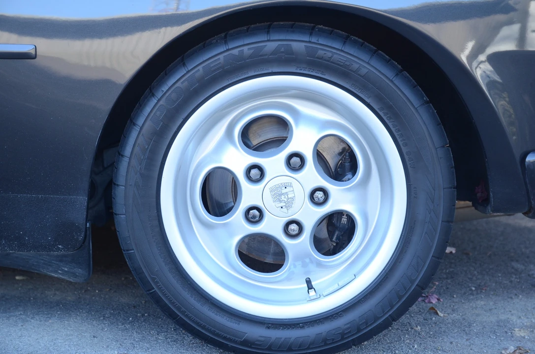 1986 Porsche 944 Turbo - Image 20 of 31