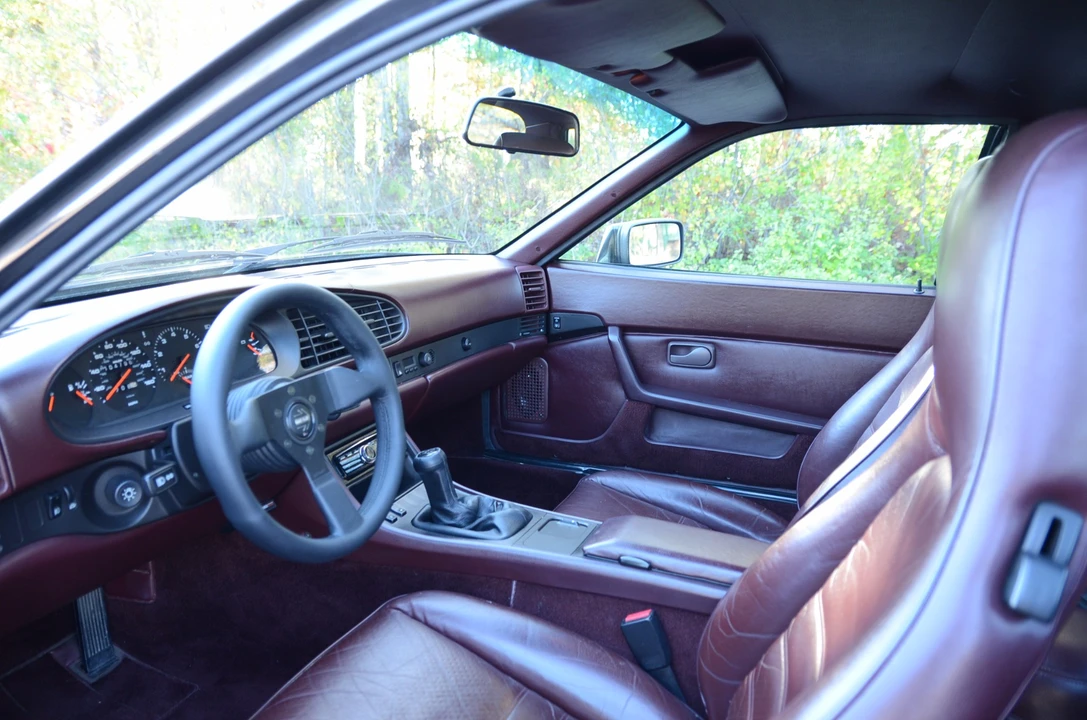 1986 Porsche 944 Turbo - Image 26 of 31