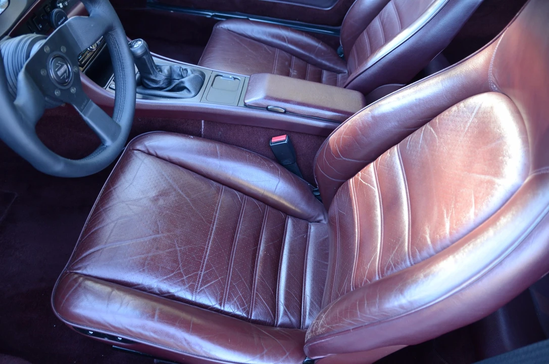 1986 Porsche 944 Turbo - Image 27 of 31