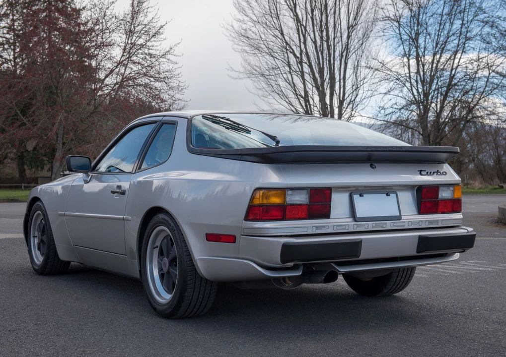 1986 Porsche 944 Turbo - Image 6 of 31