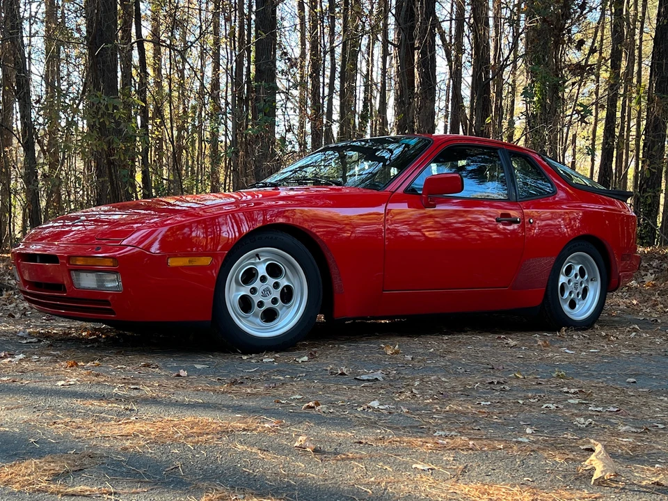 1986 Porsche 944 Turbo - Image 15 of 31