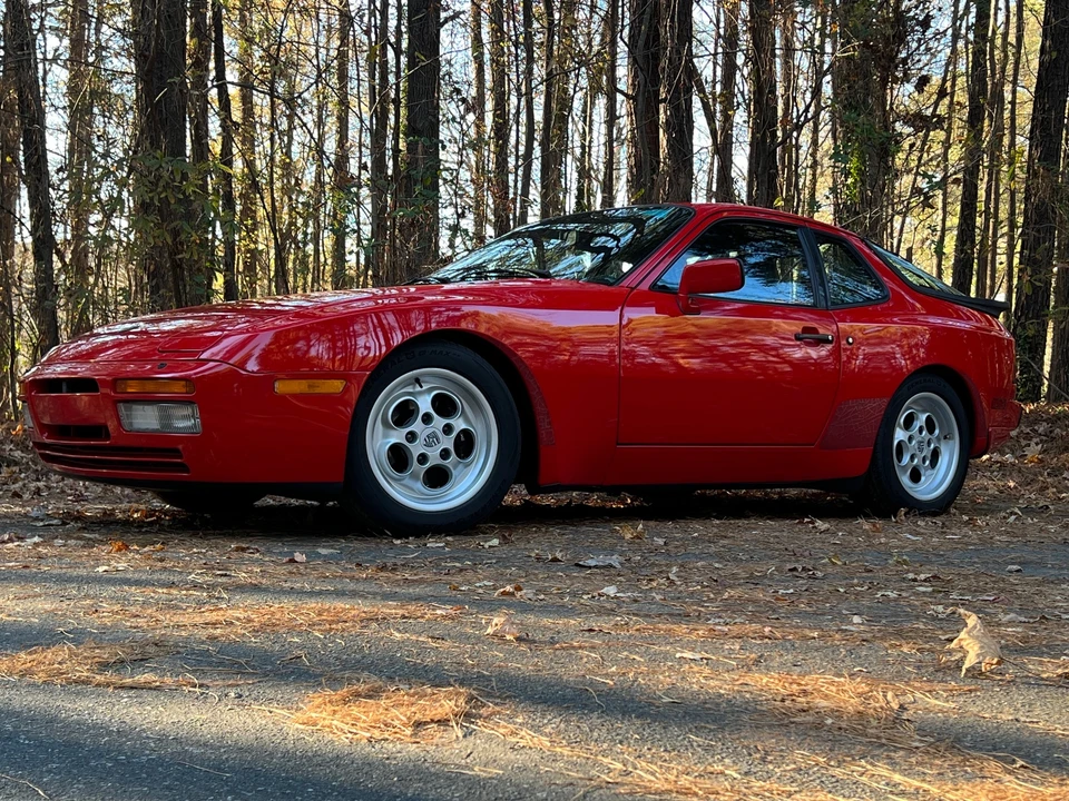 1986 Porsche 944 Turbo - Image 16 of 31