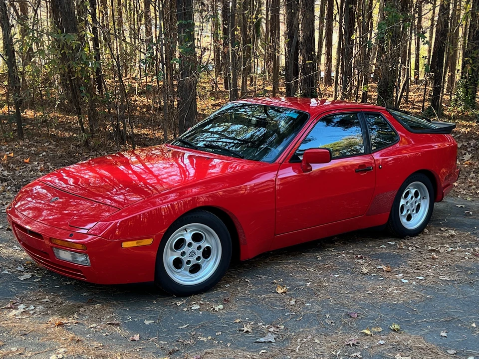 1986 Porsche 944 Turbo - Image 13 of 31