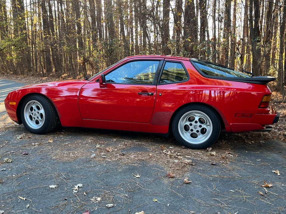 1986 Porsche 944 Turbo - Image 25 of 31