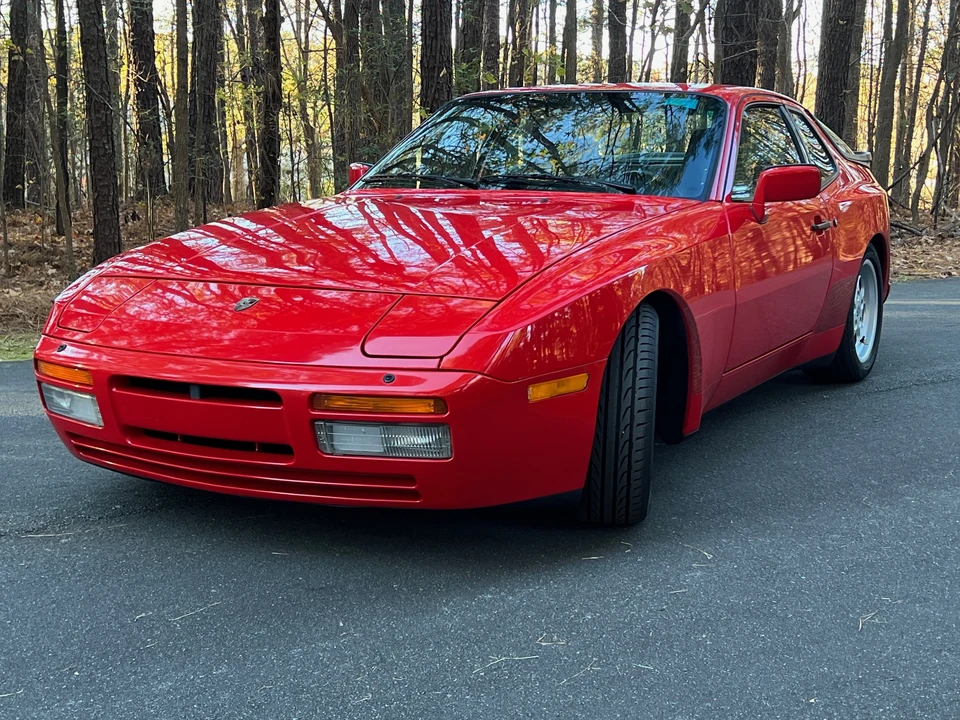 1986 Porsche 944 Turbo - Image 11 of 31