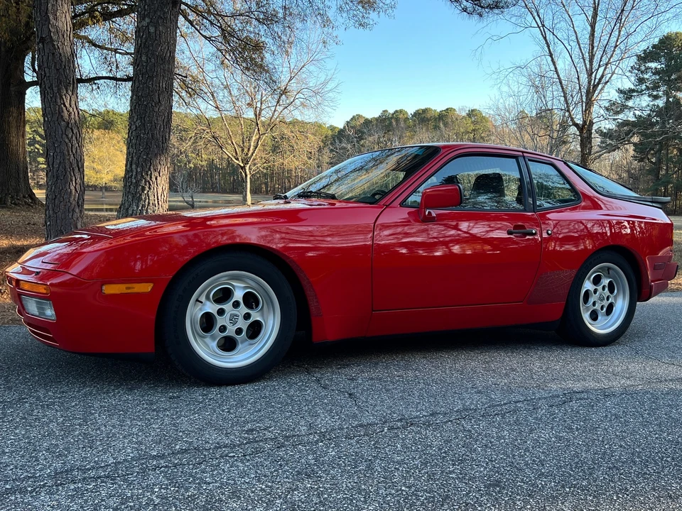 1986 Porsche 944 Turbo - Image 20 of 31