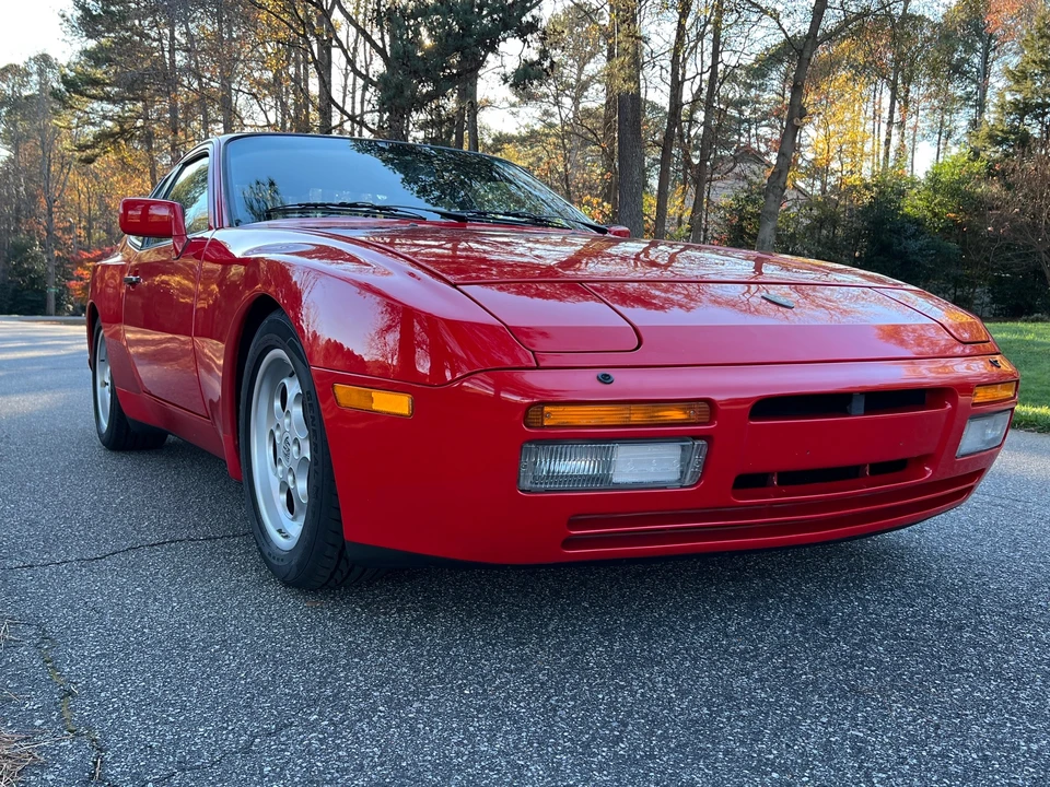 1986 Porsche 944 Turbo - Image 5 of 31