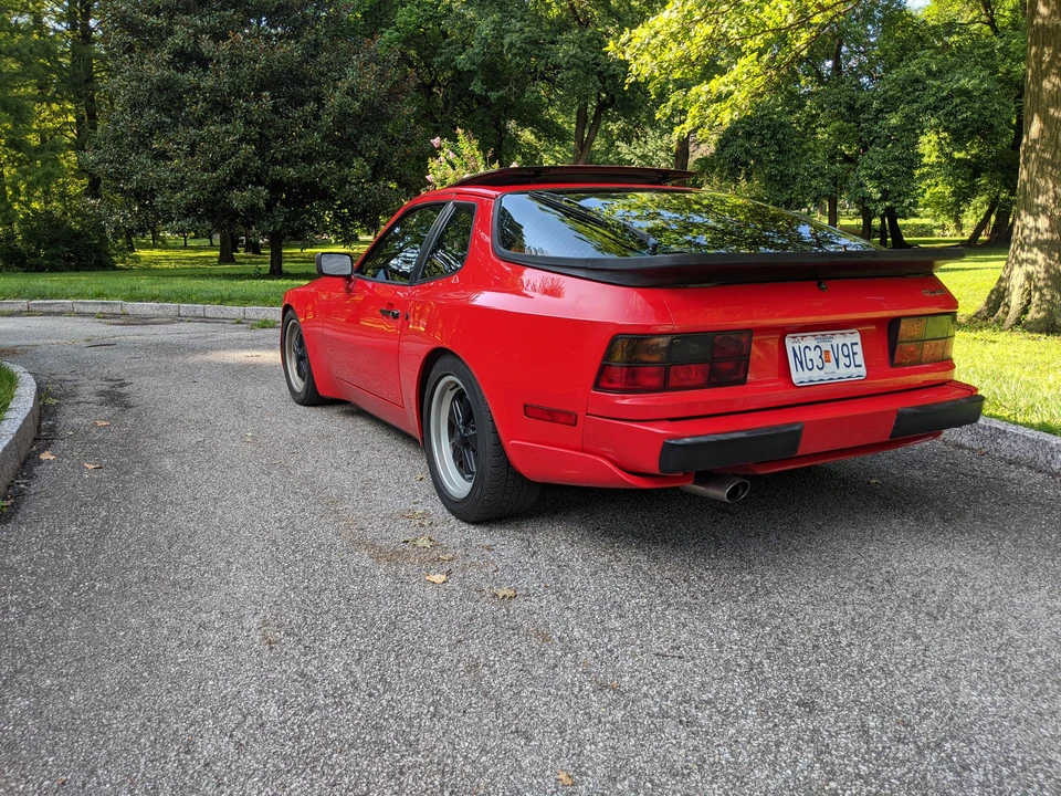 1986 Porsche 944 Turbo - Image 10 of 31