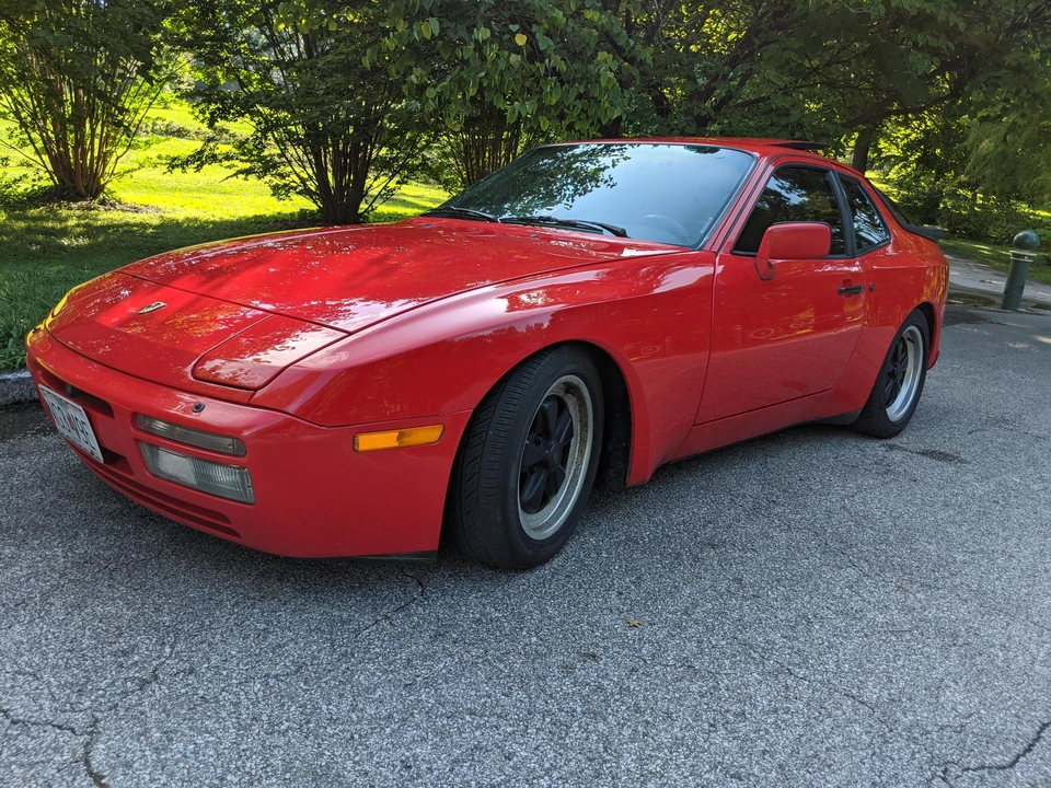 1986 Porsche 944 Turbo - Image 8 of 31