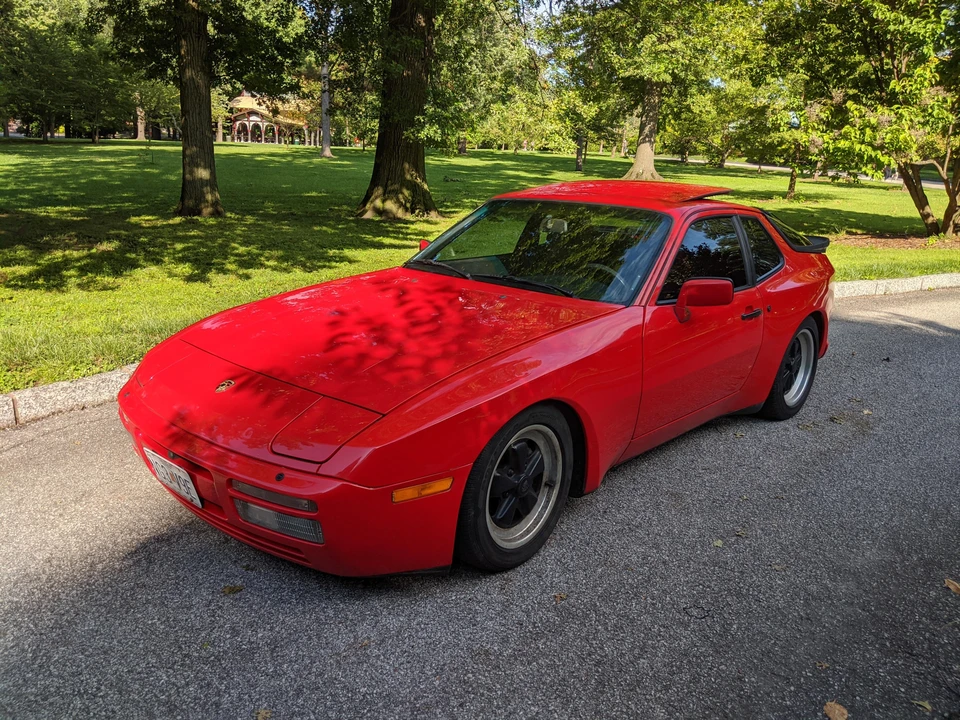 1986 Porsche 944 Turbo - Image 8 of 31