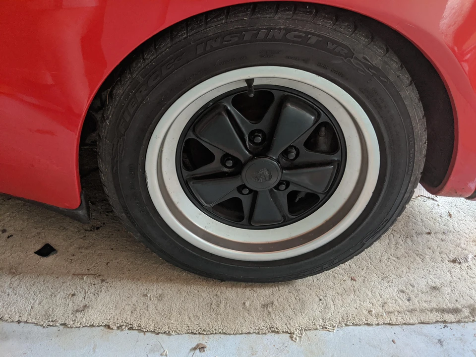 1986 Porsche 944 Turbo - Image 28 of 31