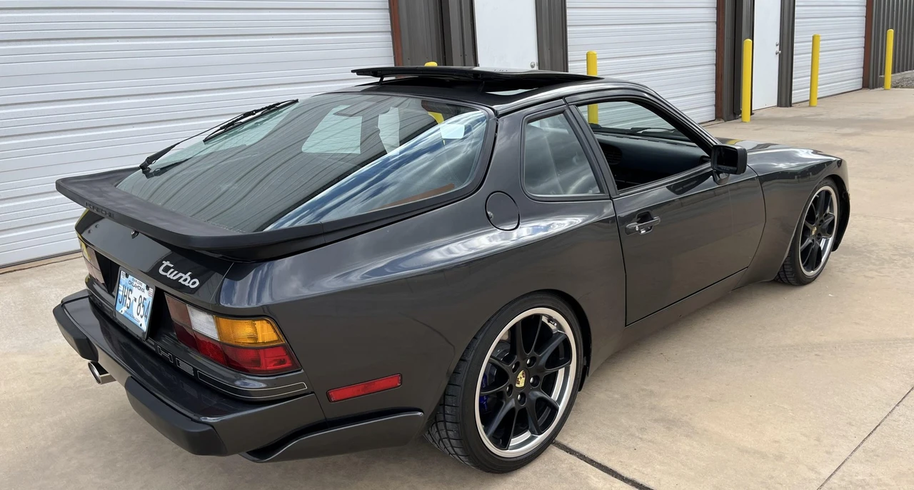 1986 Porsche 944 Turbo - Image 30 of 31