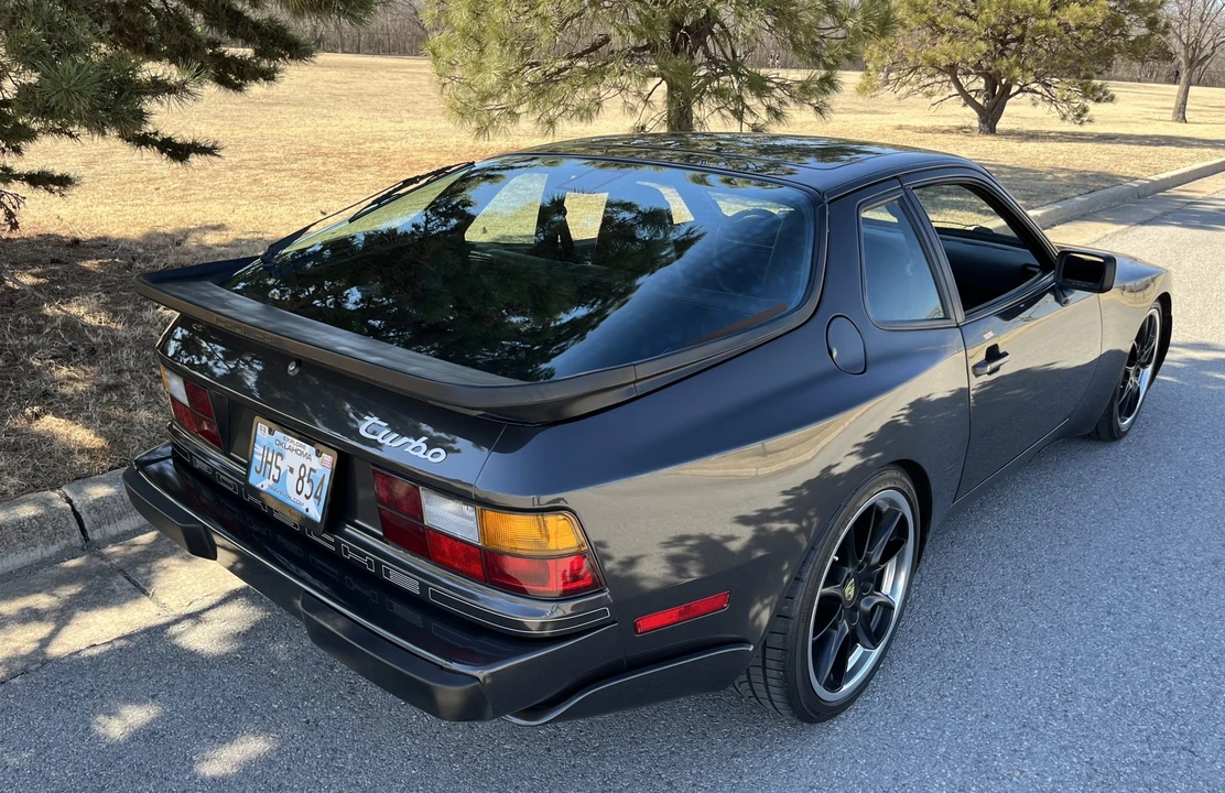 1986 Porsche 944 Turbo - Image 27 of 31