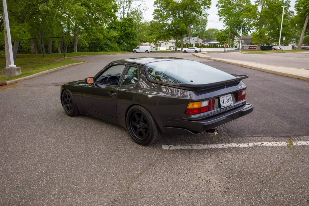 1986 Porsche 944 Turbo - Image 18 of 31