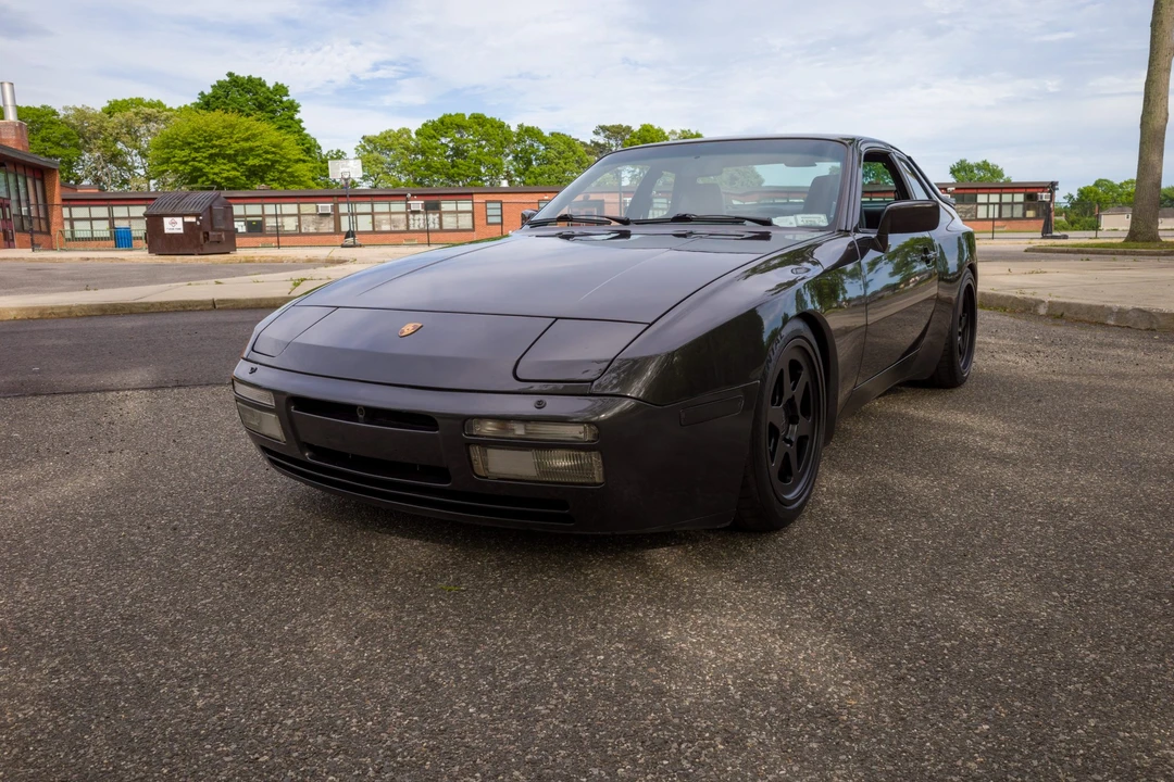 1986 Porsche 944 Turbo - Image 2 of 31