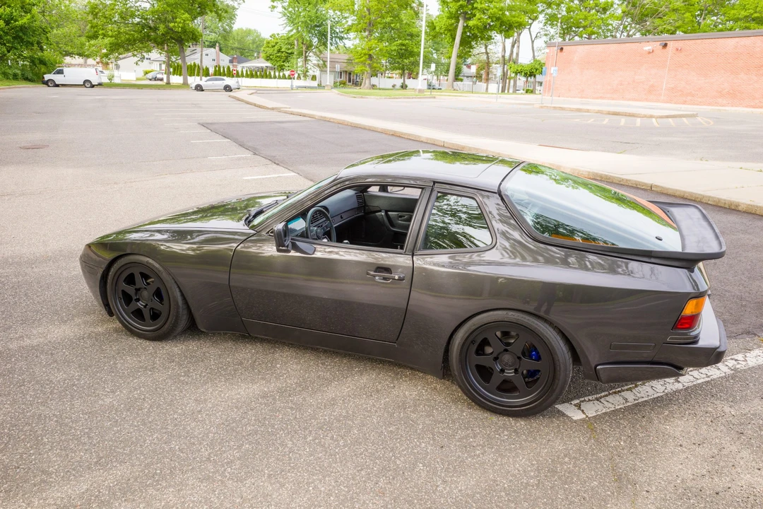 1986 Porsche 944 Turbo - Image 16 of 31