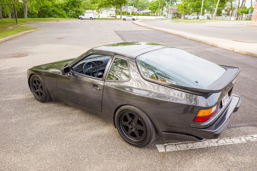1986 Porsche 944 Turbo - Image 17 of 31