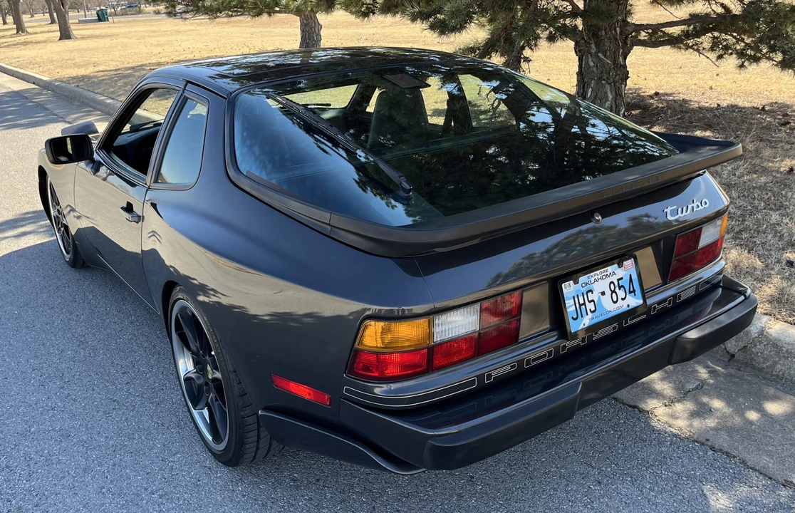 1986 Porsche 944 Turbo - Image 19 of 31