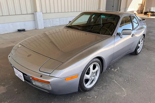 1986 Porsche 944 Turbo