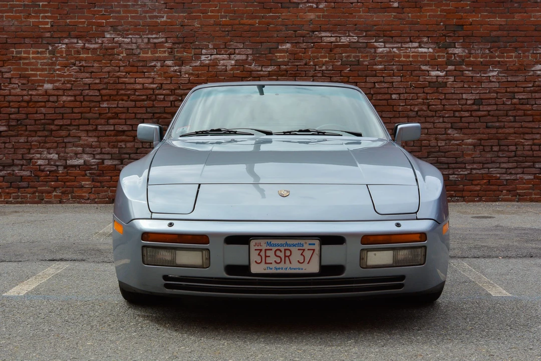 1986 Porsche 944 Turbo - Image 9 of 31