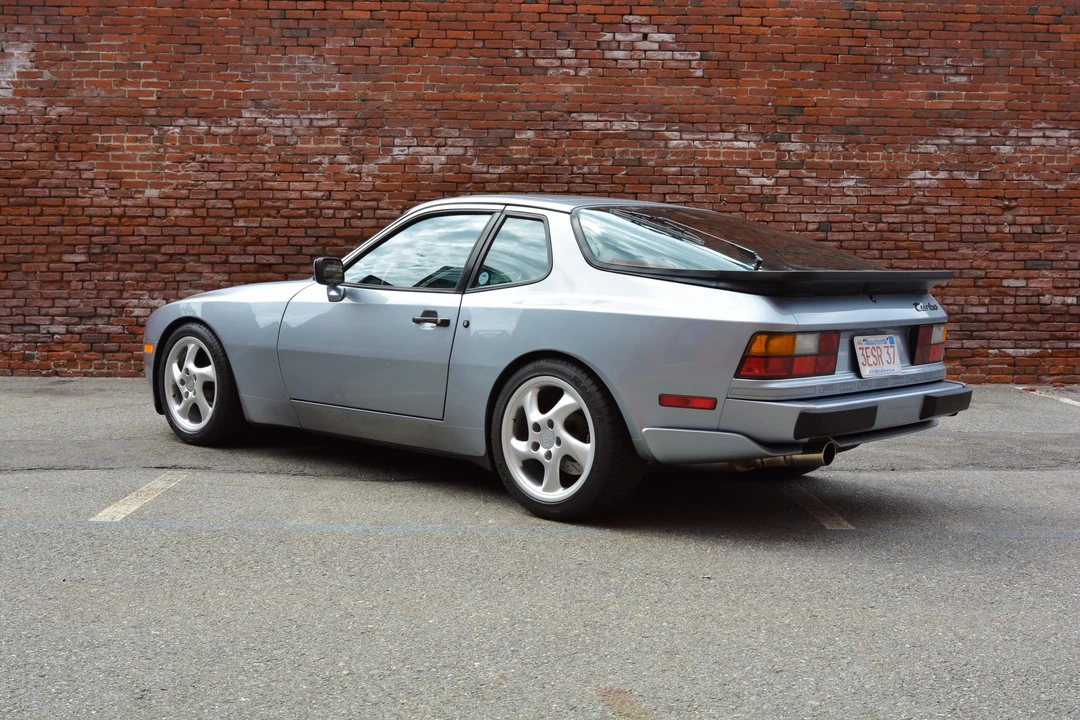 1986 Porsche 944 Turbo - Image 27 of 31