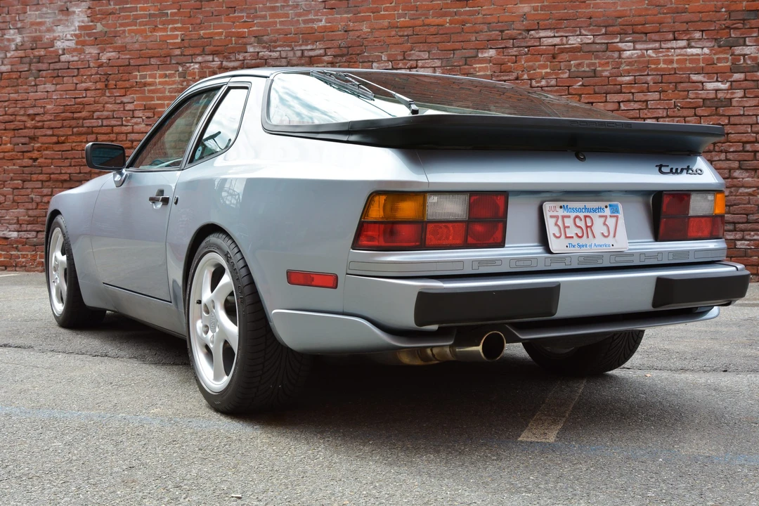 1986 Porsche 944 Turbo - Image 25 of 31