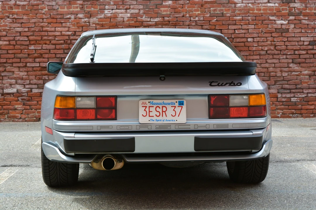 1986 Porsche 944 Turbo - Image 22 of 31