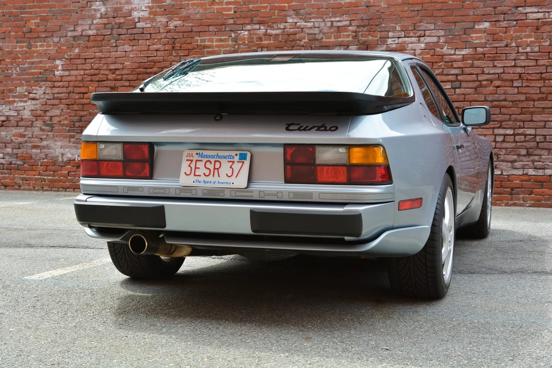 1986 Porsche 944 Turbo - Image 20 of 31