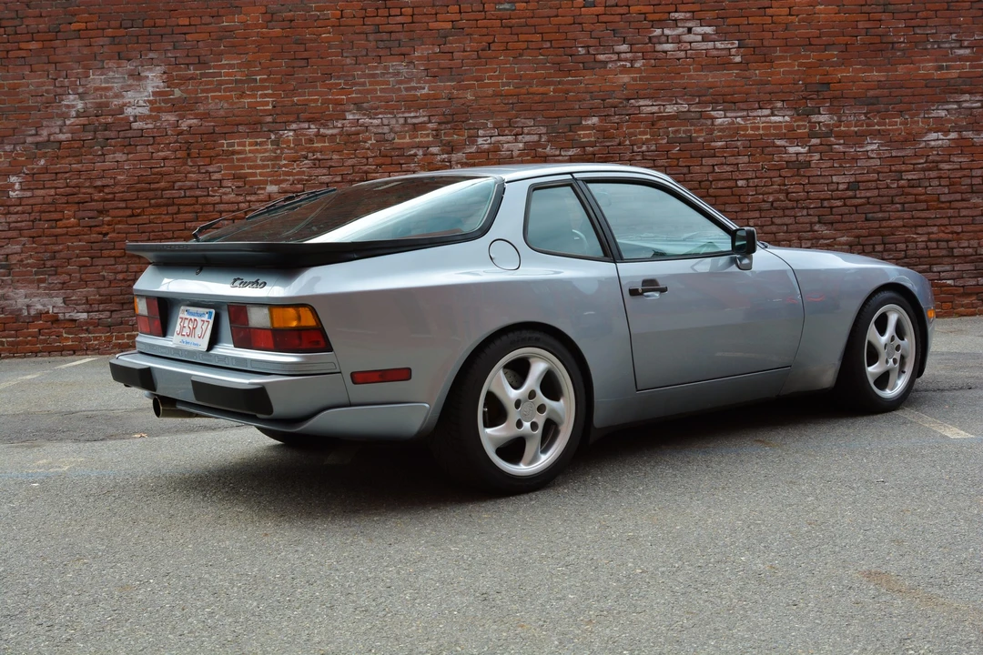 1986 Porsche 944 Turbo - Image 18 of 31