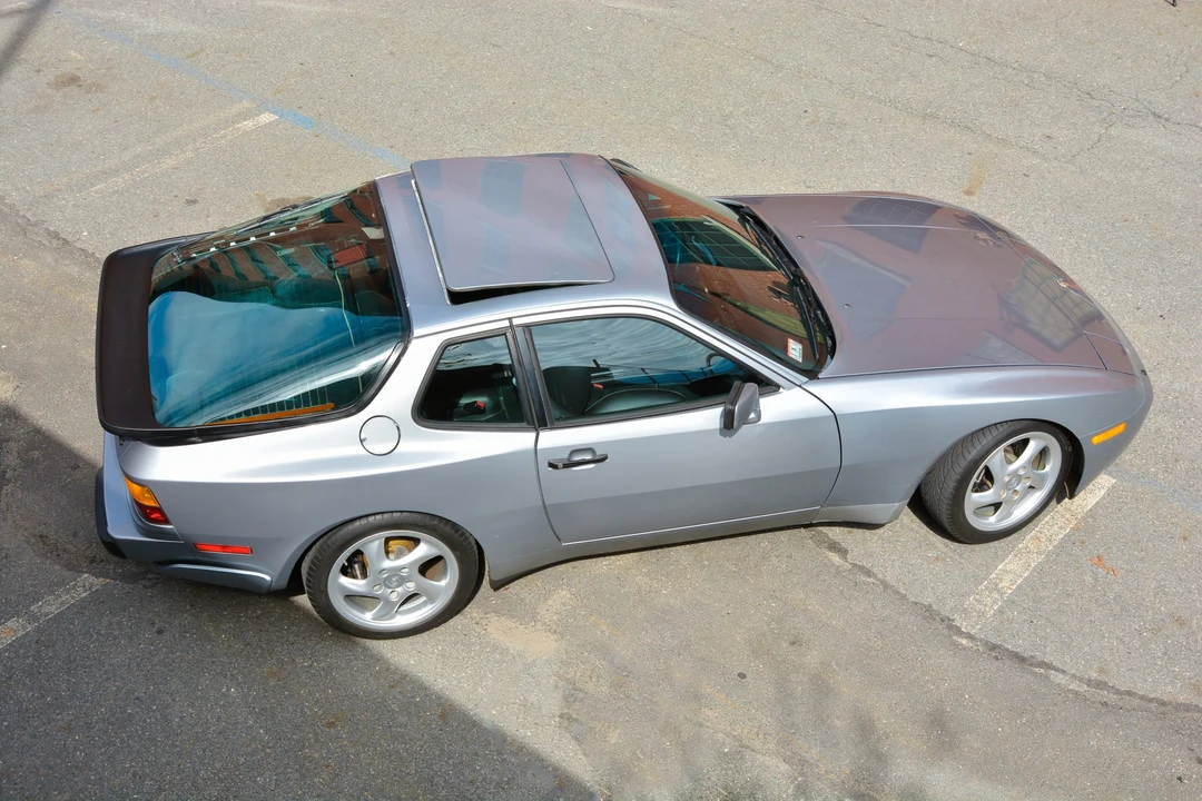 1986 Porsche 944 Turbo - Image 15 of 31