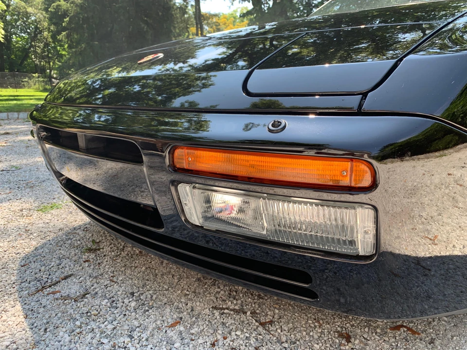 1986 Porsche 944 Turbo - Image 13 of 31
