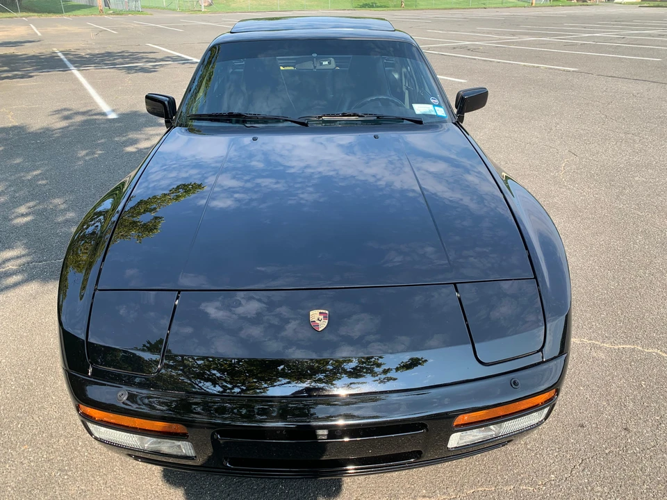 1986 Porsche 944 Turbo - Image 7 of 31