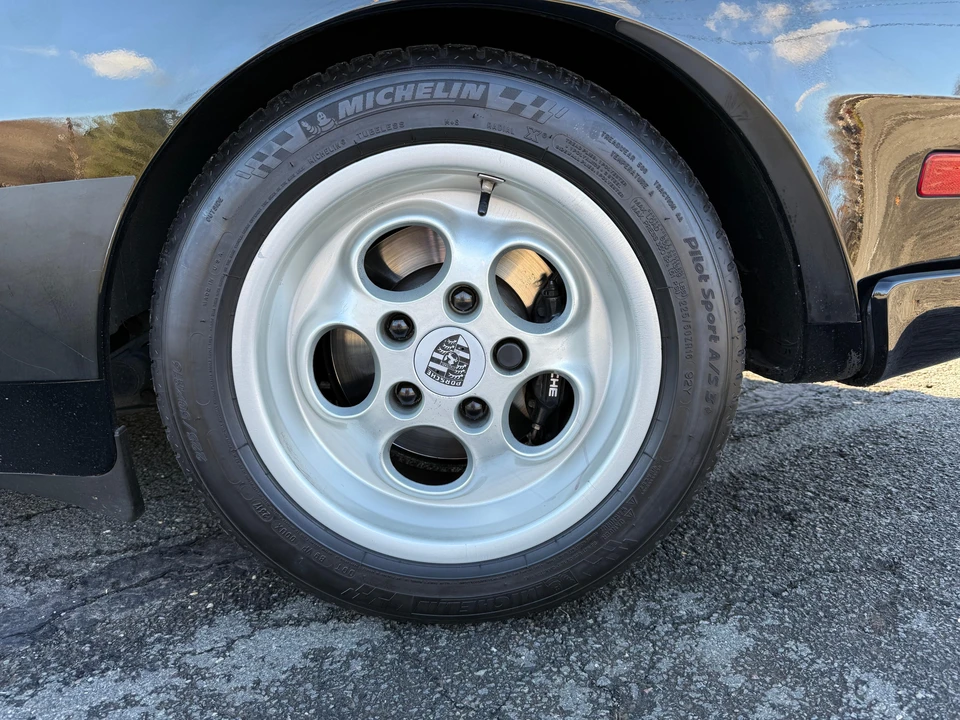 1986 Porsche 944 Turbo - Image 29 of 31