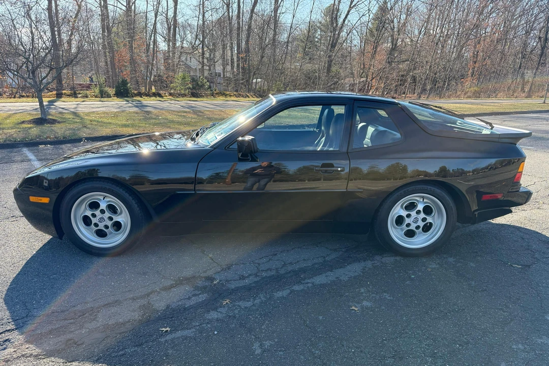 1986 Porsche 944 Turbo - Image 3 of 31