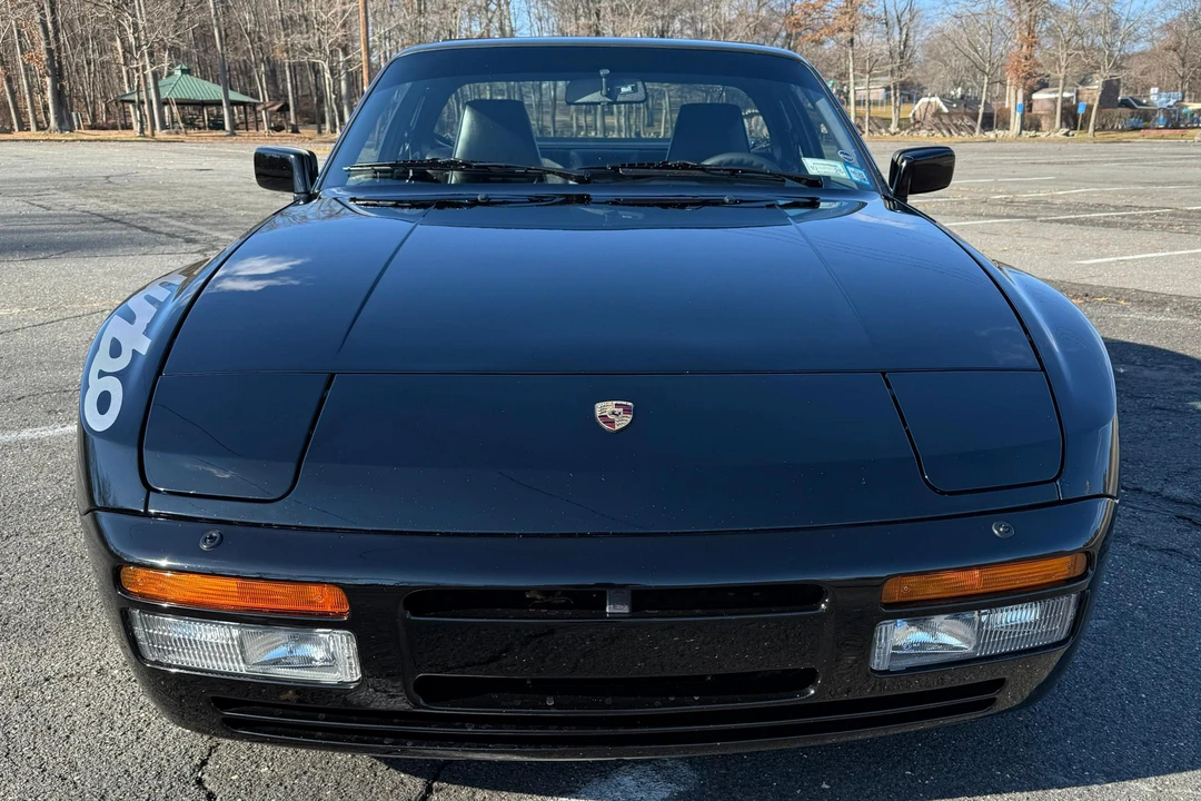 1986 Porsche 944 Turbo - Image 2 of 31