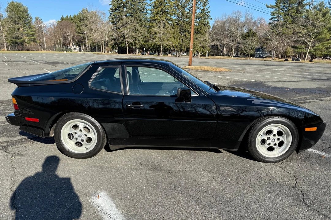 1986 Porsche 944 Turbo - Image 10 of 31