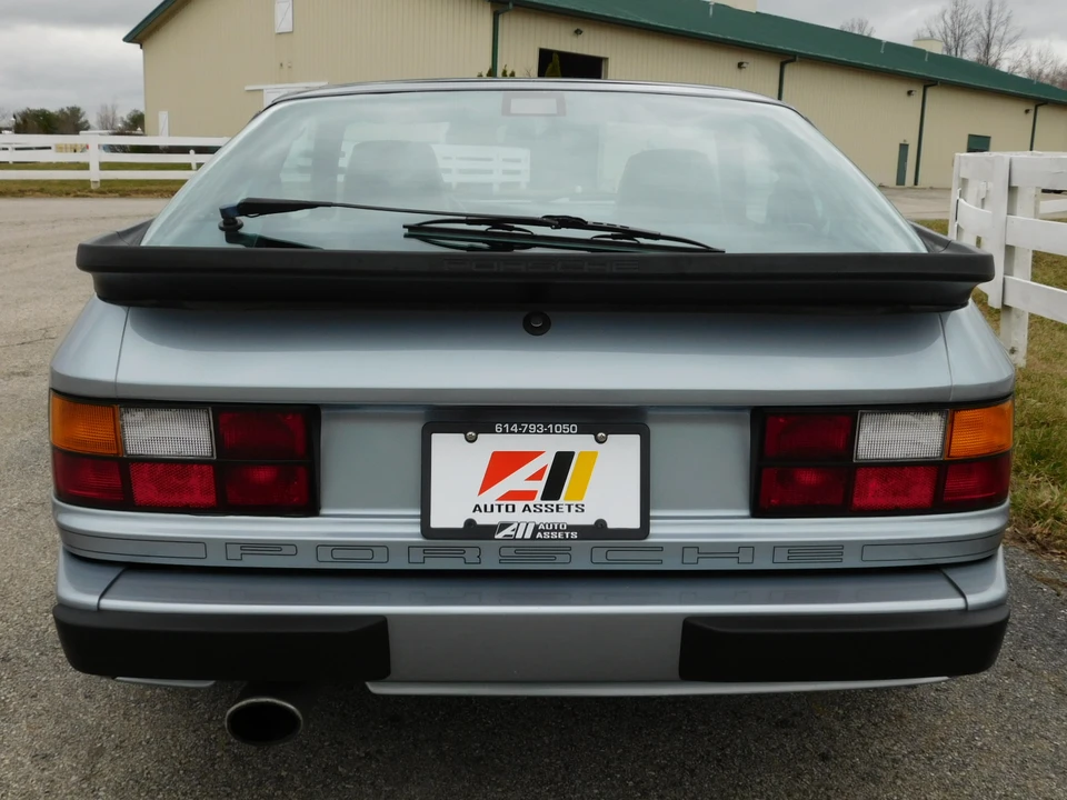 1986 Porsche 944 Turbo - Image 13 of 31