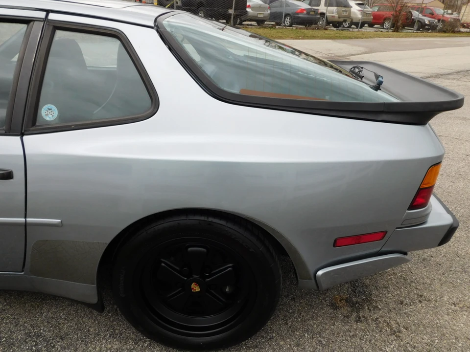 1986 Porsche 944 Turbo - Image 21 of 31