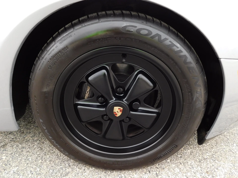 1986 Porsche 944 Turbo - Image 28 of 31