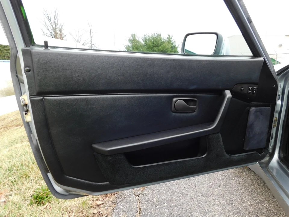 1986 Porsche 944 Turbo - Image 31 of 31