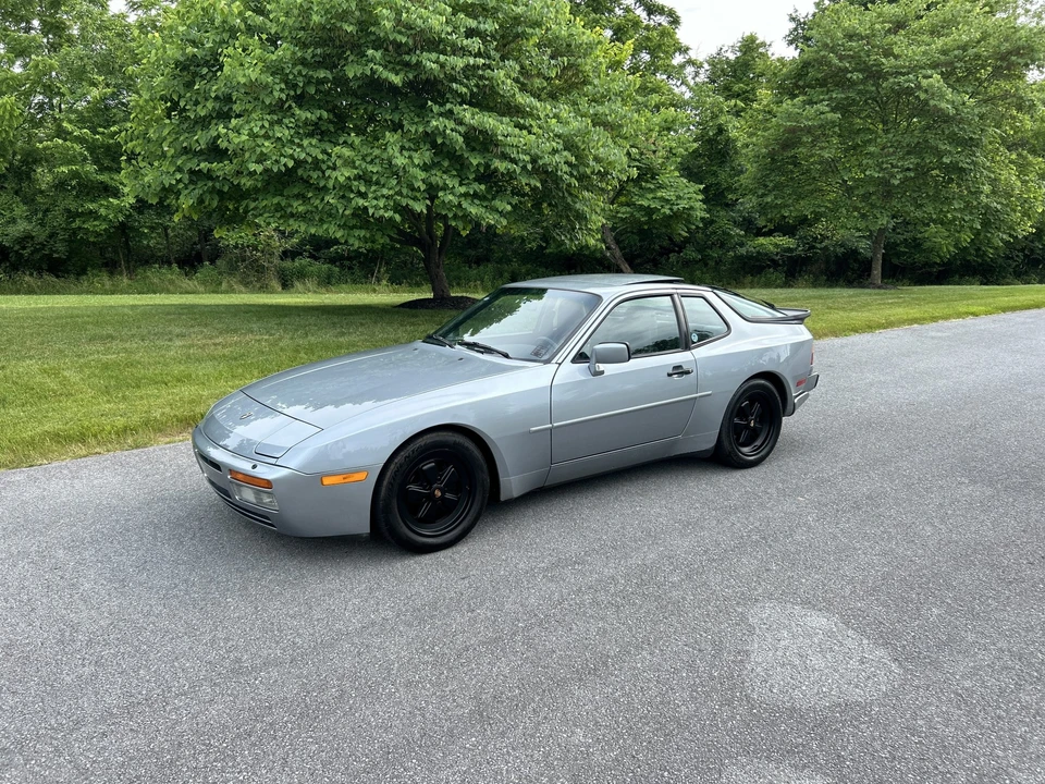 1986 Porsche 944 Turbo - Image 3 of 31