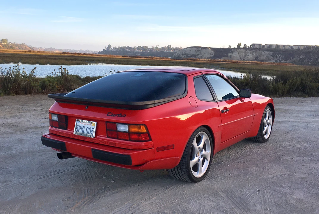 1986 Porsche 944 Turbo - Image 2 of 31