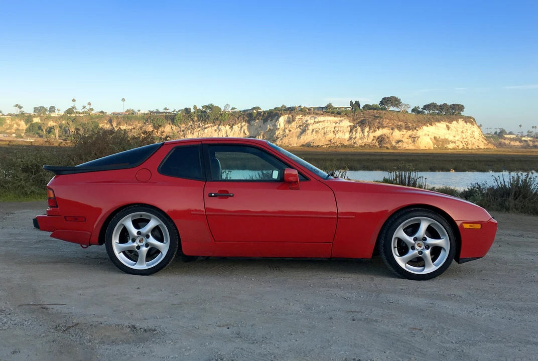 1986 Porsche 944 Turbo - Image 9 of 31