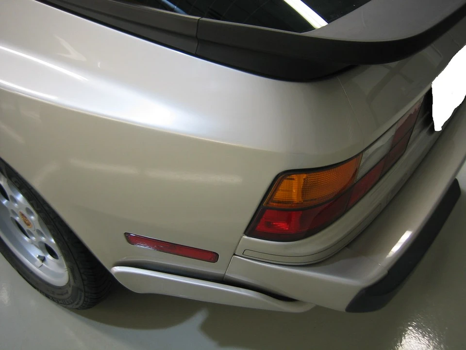 1986 Porsche 944 Turbo - Image 27 of 31